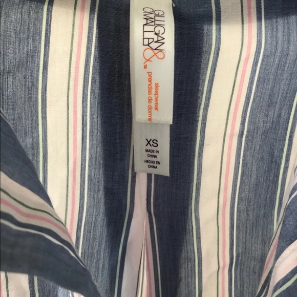 button down shirt - Picture 4 of 4